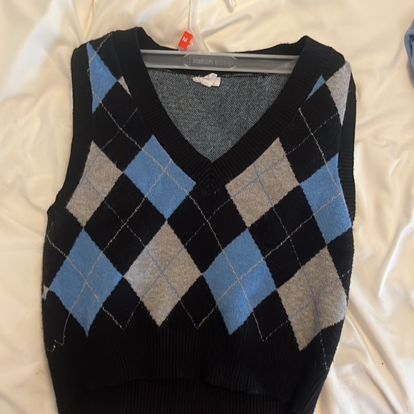 Garage Sweater Vest - Picture 4 of 4